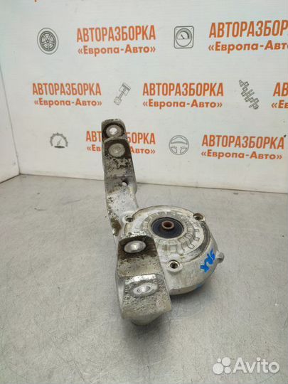 Опора под пружину передняя правая Cadillac Srx 4.6