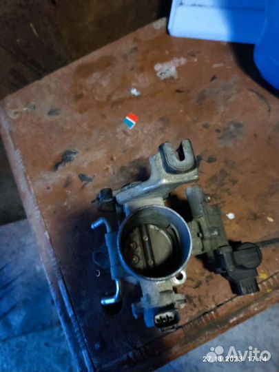Дроссельная заслонка Тойота Ипсум 21 кузов