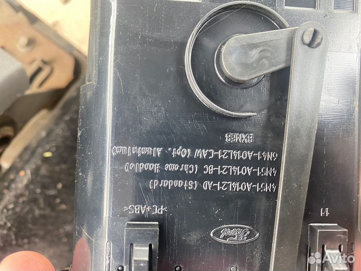 Дефлектор воздушный 4M51A014L21AD форд фокус 2