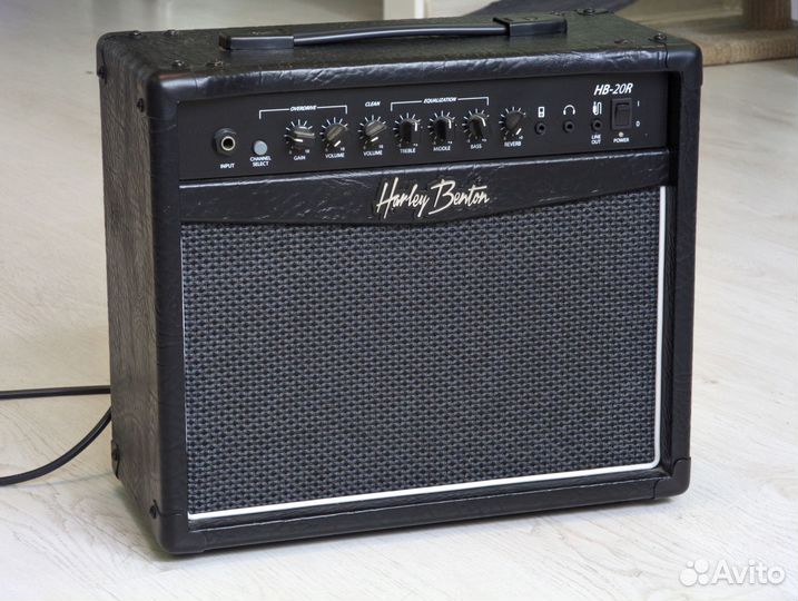 Комбоусилитель Harley Benton HB-20R