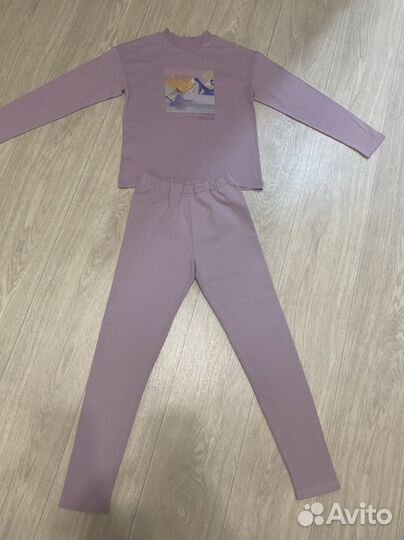 Костюм утепленный на девочку 146 р внутри флис