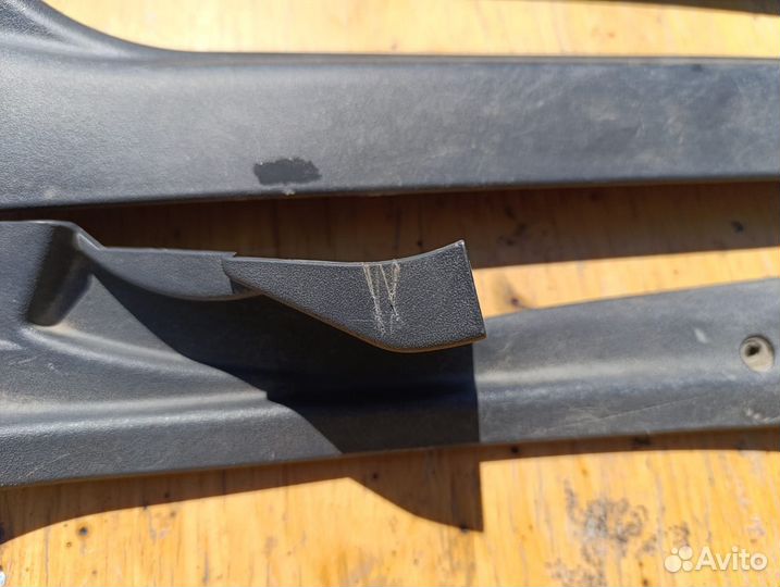 Облицовки порогов салона LADA Priora 2170