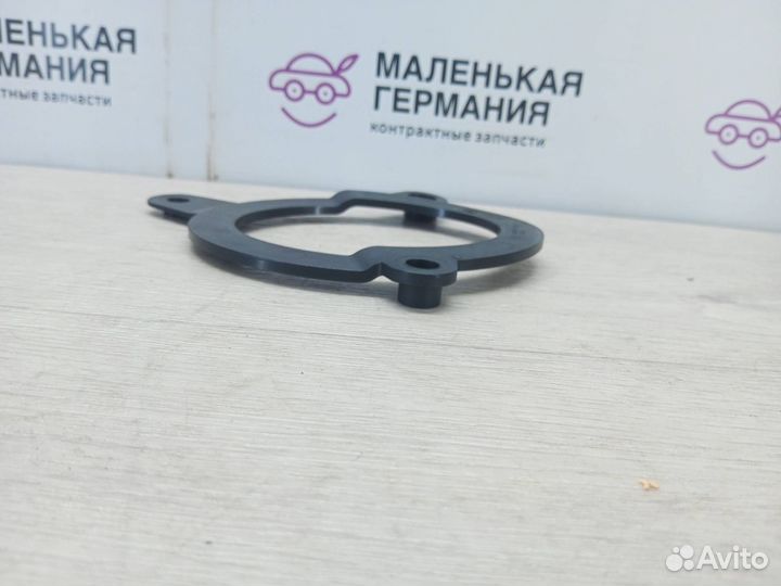 Кронштейн (крепление) BMW 7 F01/F02 2010