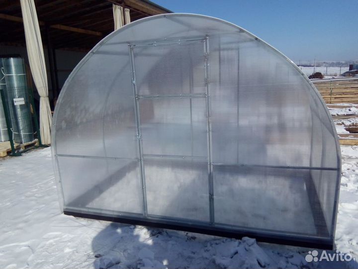 Теплица из поликарбоната