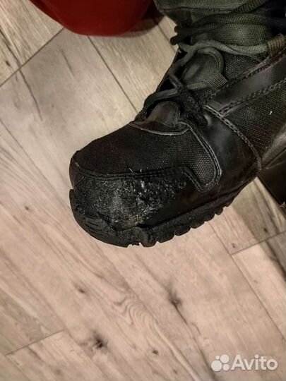 Сноубордические ботинки 43-44 рр