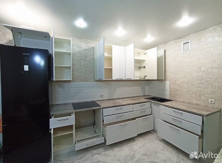 Кухня белая модульная новая