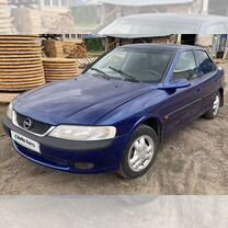 Opel Vectra 1.6 MT, 1996, 350 000 км, с пробегом, цена 240 000 руб.