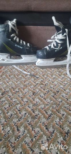 Хоккейные коньки bauer