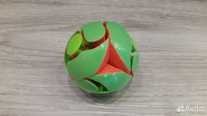 Шар-трансформер хамелеон