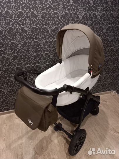 Коляска Zippy Tutis 3 в 1