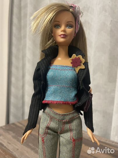 Кукла барби с одеждой