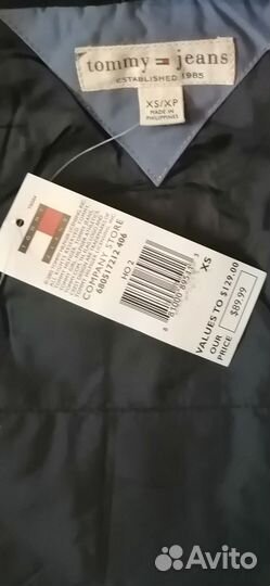 Tommy Hilfiger Куртка женская спортивная