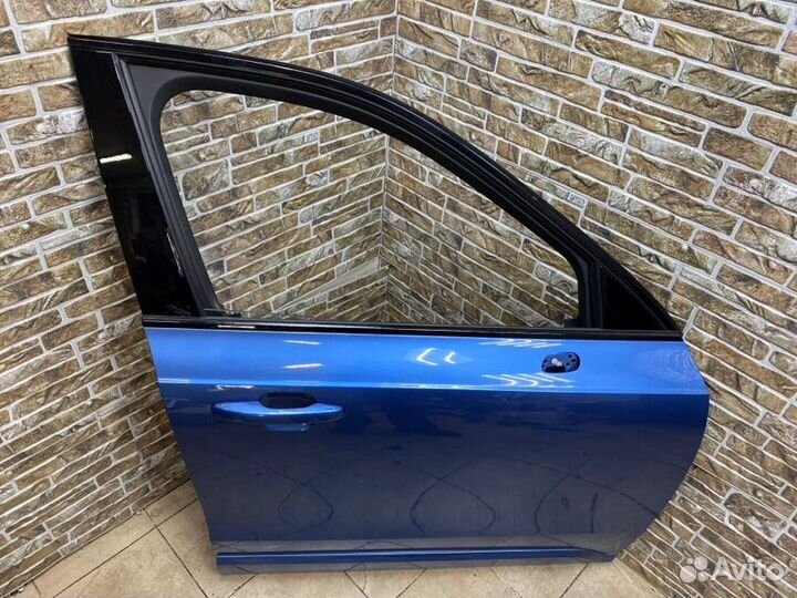 Дверь передняя правая Volvo XC90