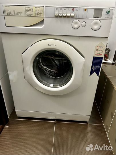 Стиральная машина бу Ariston 5кг
