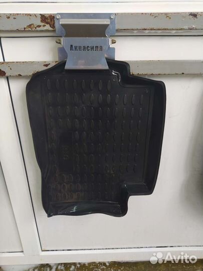 Автомобильные коврики бу