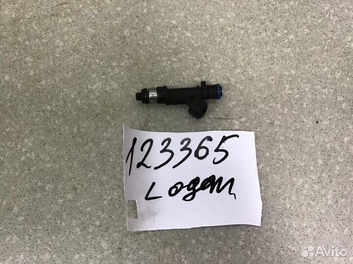 Форсунка инжекторная электрическая Renault Logan 2