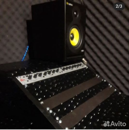 Стол для студии