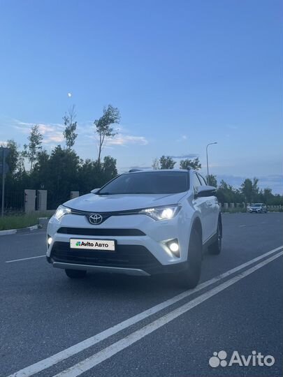 Toyota RAV4 2.0 CVT, 2016, 120 000 км