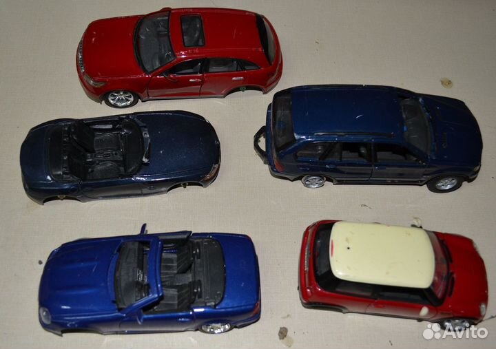 Машинки фирмы maisto масштаб 1-24 (на запчасти)