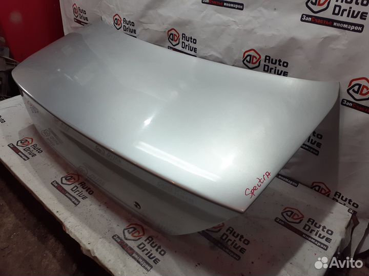Kia Spectra крышка багажника