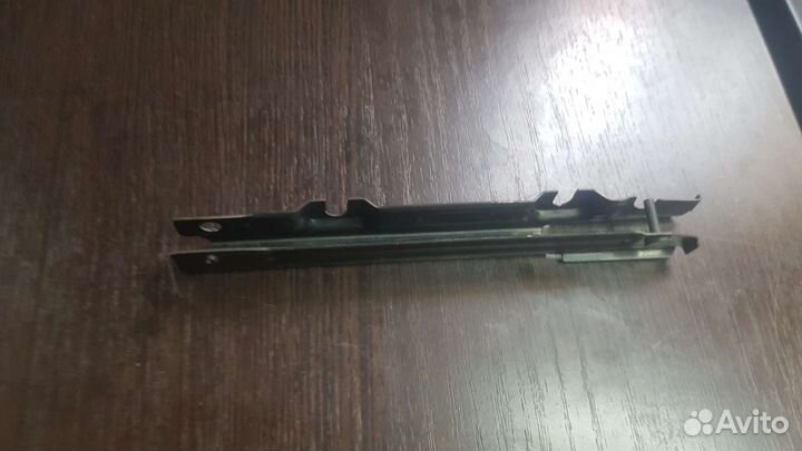 Кронштейн крыла w203