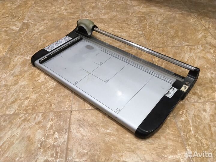 Печатающе - режущий плоттер mimaki cjv30-100