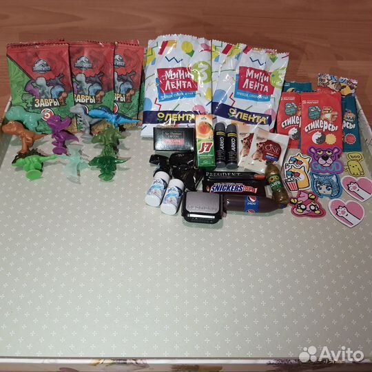 Стикерсы, Тикеры токеры, Мини Лента, Завры,Скрепыш