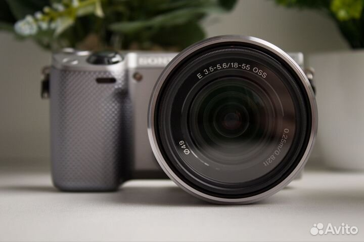Sony NEX-5R Kit + Суперкомплект