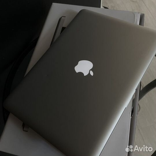 Apple MacBook Pro 13 c 512 gb ssd