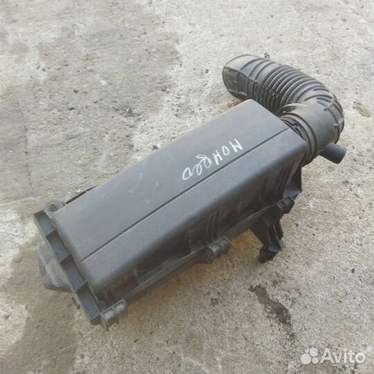 Корпус воздушного фильтра Ford Mondeo 3