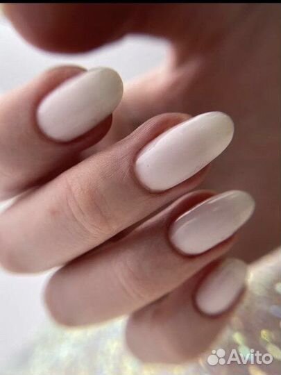 Маникюр/педикюр Дыбенко 17