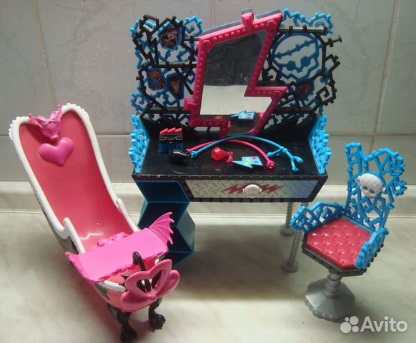 Мебель для кукол Монстер хай
