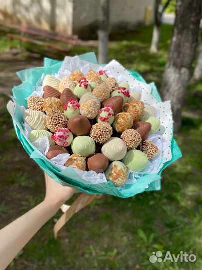 Клубника в шоколаде. Букеты и коробочки