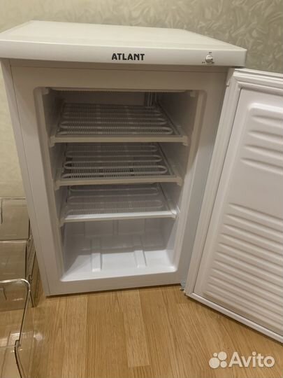 Морозильная камера Атлант М 7401-100
