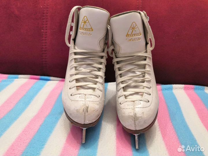 Коньки Jackson