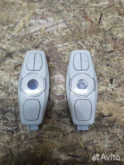 Плафон освещения салона Форд Фокус 3