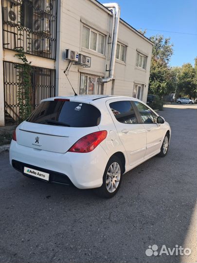 Peugeot 308 1.6 AT, 2011, 126 542 км
