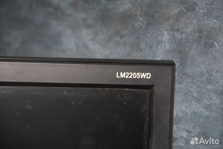 Монитор BBK LM2205WD 22