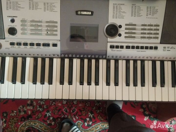 Синтезатор yamaha e403