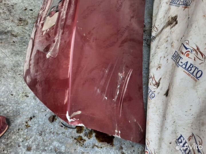 Крышка багажника Ford Mondeo III (2000—2003)