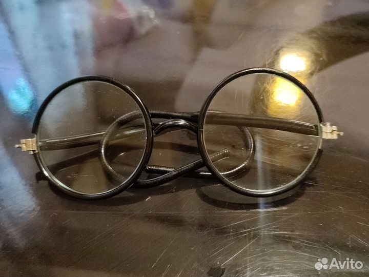 Очки старинные