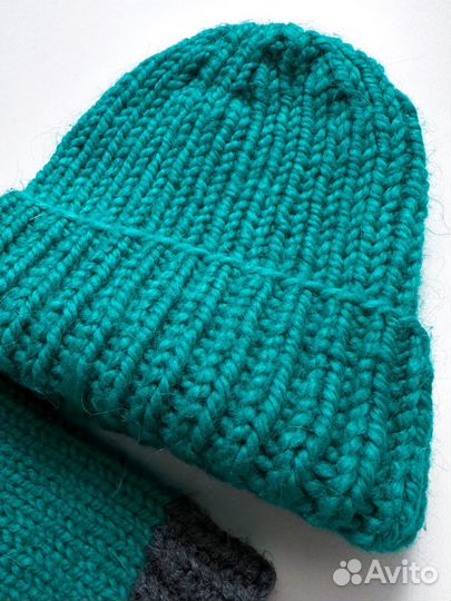 Комплект шапка и варежки