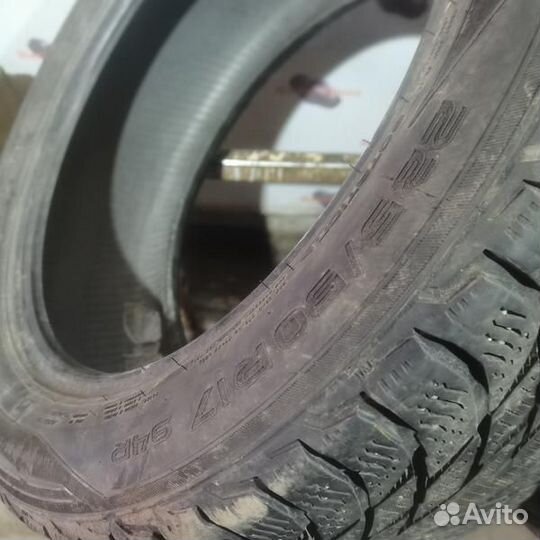 Nokian Tyres Hakkapeliitta R2 225/50 R17