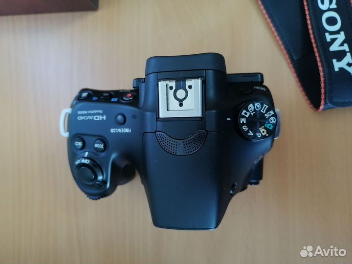 Sony SLT-A58 + 3 объектива