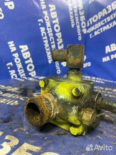 Корпус термостата. Паз 4234 АВТОБУС Д245.7 2012