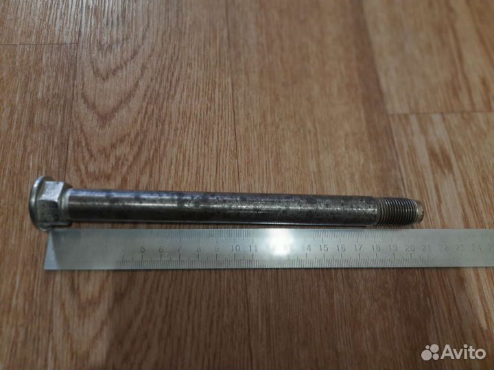 Ось мотороллера Муравей