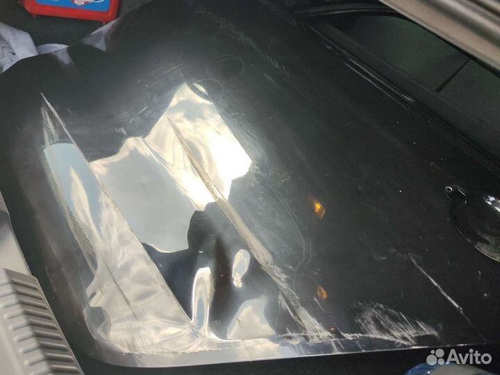 Задняя левая дверь volkswagen polo