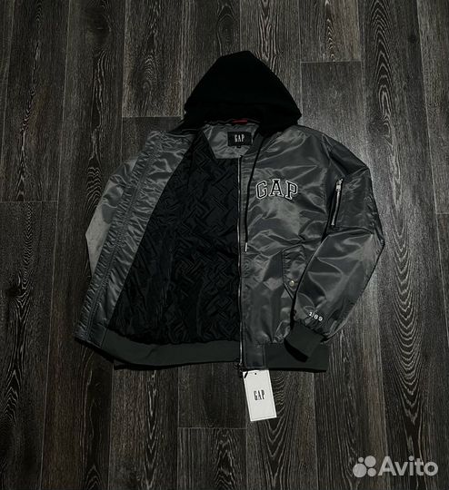 Бомбер с капюшоном Gap