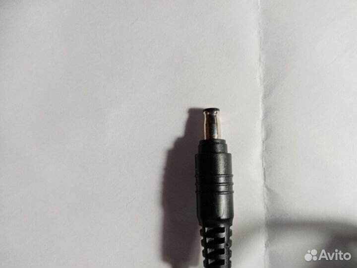 Адаптер питания для ноутбука