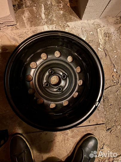 Диск штамповка r 15 новый